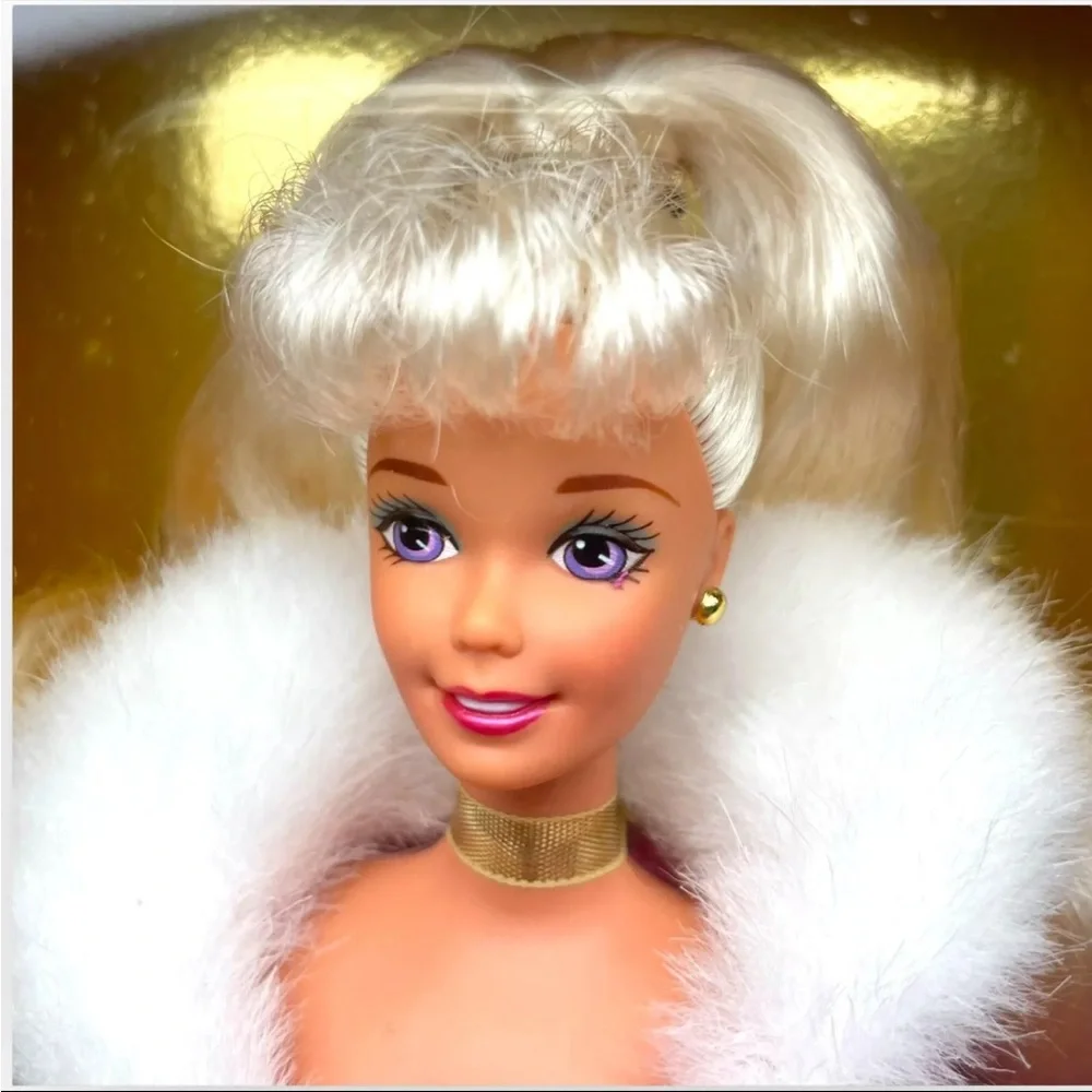 WINTER RHAPSODY 1996 Barbie Doll Avon Exclusive Special Edition Mattel NIB